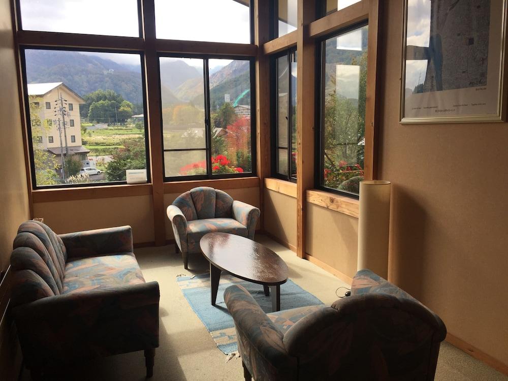Hakuba Alpine Hotel Exteriör bild