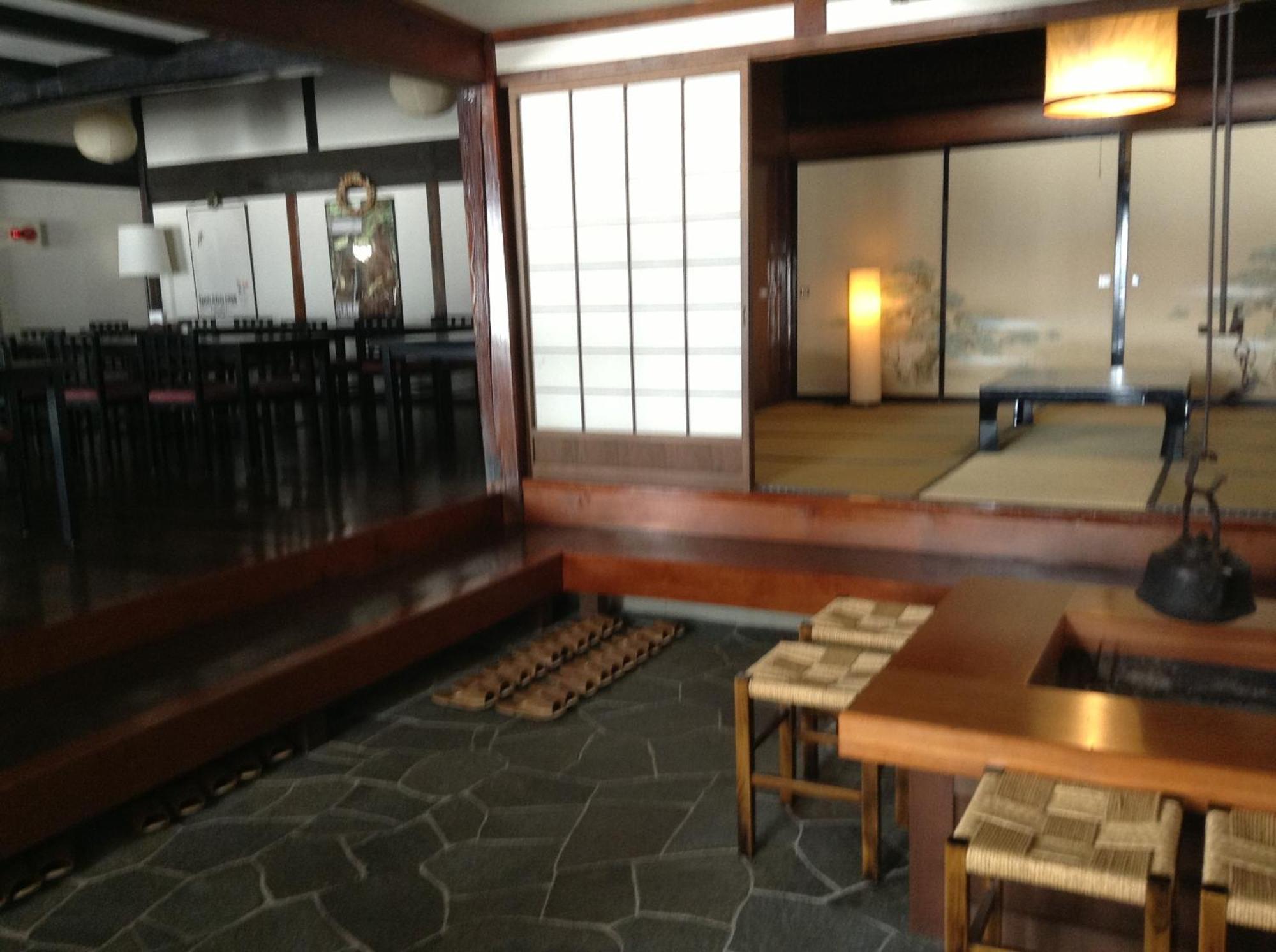 Hakuba Alpine Hotel Exteriör bild