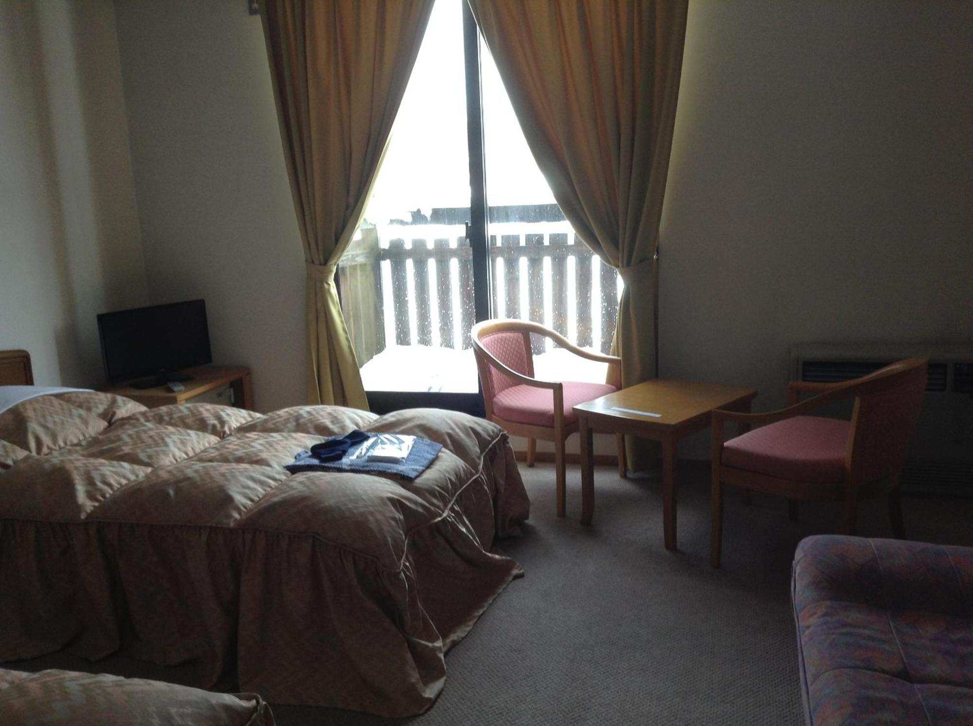 Hakuba Alpine Hotel Exteriör bild